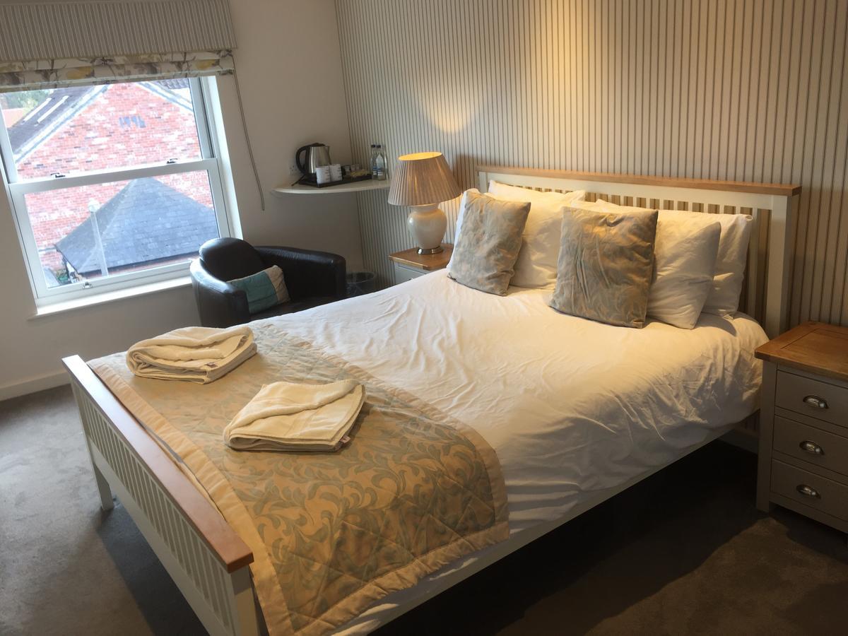 Newport Guest House Lincoln Esterno foto