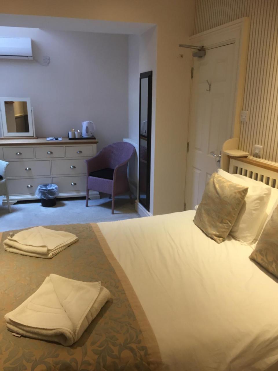 Newport Guest House Lincoln Esterno foto